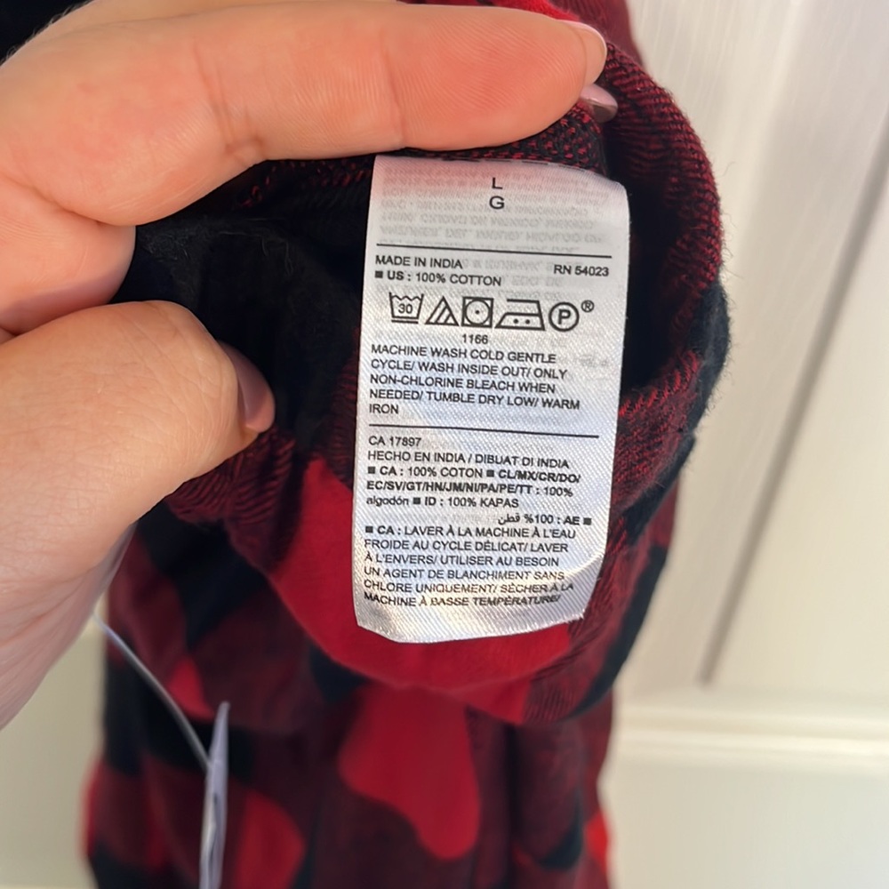 NEW Old Navy Holiday Jiggle Jammies, Red & Black box plaid pj bottoms, size L - Picture 7 of 8